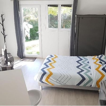 Апартаменты Studio Cozy Tout Confort Chez L'Habitant Ла-Рош-сюр-Йон Экстерьер фото